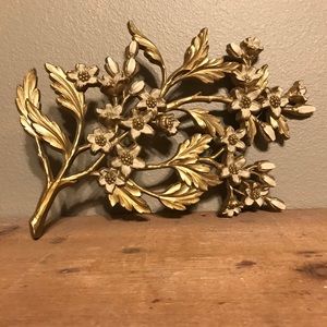 1967 Syroco vintage magnolia/dogwood wall hanging
